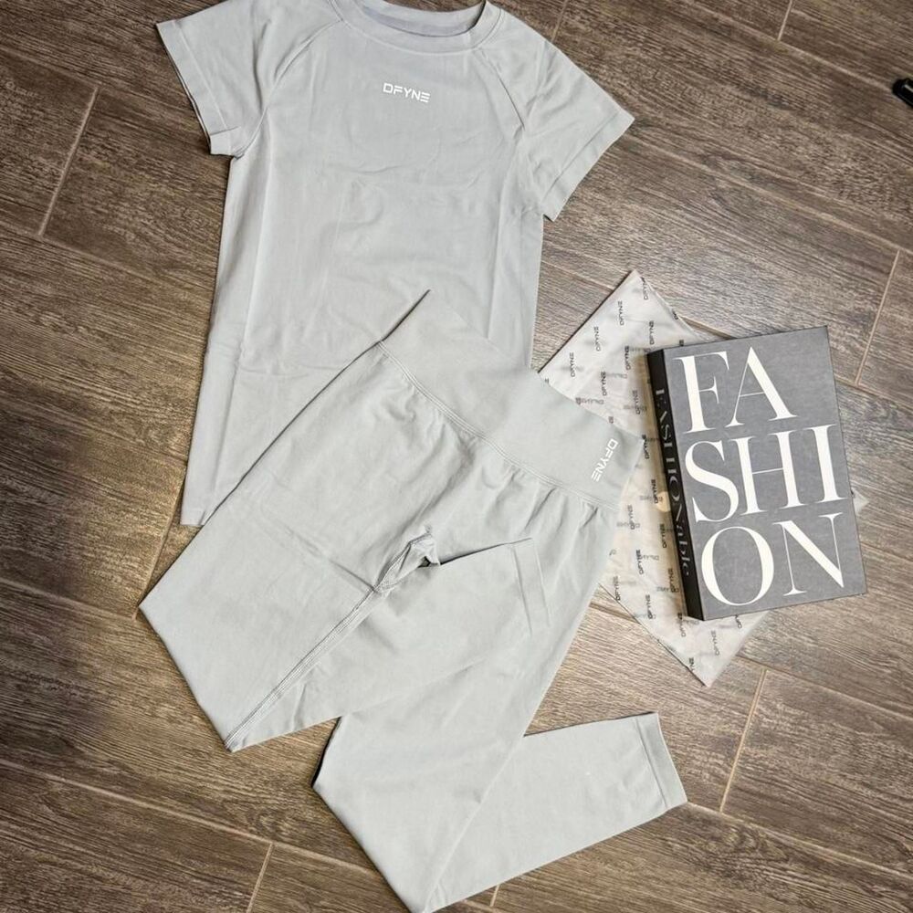 Dfyne Women's Grey set